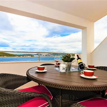 Dora Apartment Razanj