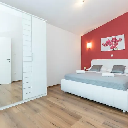 Dora Appartement