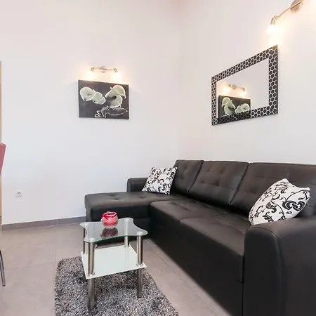 Apartmán Dora *